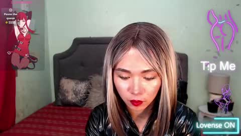 Snapshot of xxkagura_hugecock_69xx chatting on 01-23-25, 02:55 Kagura online show from 01-23-25, 02:55