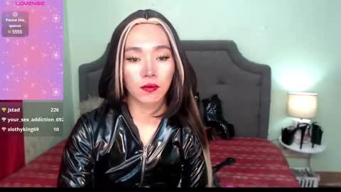 Snapshot of xxkagura_hugecock_69xx chatting on 02-13-25, 02:12 Kagura online show from 02-13-25, 02:12