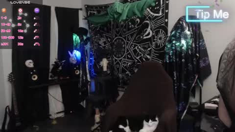 Lilith online show from 02-27-25, 02:21