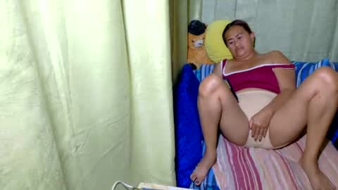 Snapshot of xxloveheart chatting on 02-27-26, 08:09 xxloveheart online show from 02-27-26, 08:09