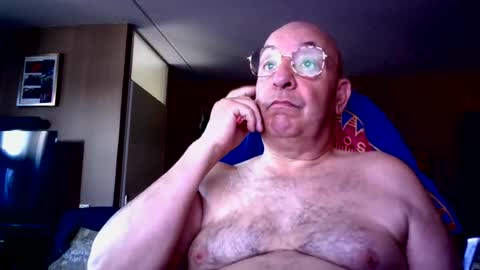 xxlvoorxxl1965 online show from 07-04-26, 09:04