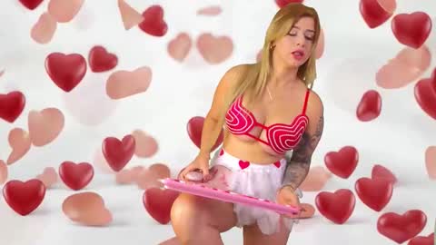 Snapshot of xxmile_ chatting on 02-14-26, 12:13 Milena online show from 02-14-26, 12:13