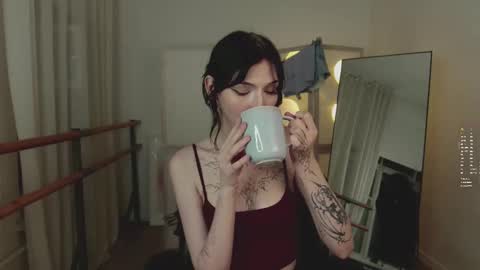 Rayna online show from 11-07-25, 01:38