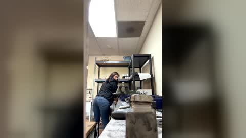 Snapshot of xxsavagedesiresxx chatting on 03-26-26, 06:35 xxsavagedesiresxx online show from 03-26-26, 06:35