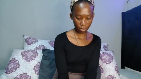 xxsexytalia28 online show from 10-29-25, 09:27