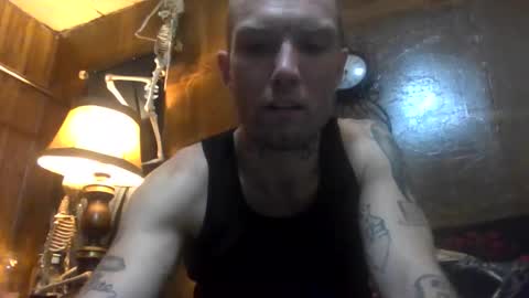 Snapshot of xxwickedonexx chatting on 02-15-26, 10:39 Spider online show from 02-15-26, 10:39