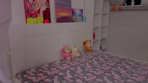 Eva online show from 03-01-26, 12:23