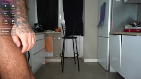 Snapshot of xxx_jane_xxx chatting on 02-04-25, 08:06 online show from 02-04-25, 08:06