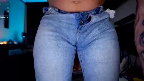 Snapshot of xxx_jane_xxx chatting on 03-02-25, 10:59 online show from 03-02-25, 10:59