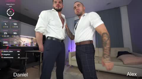 Snapshot of xxx_jane_xxx chatting on 09-17-25, 07:37 online show from 09-17-25, 07:37