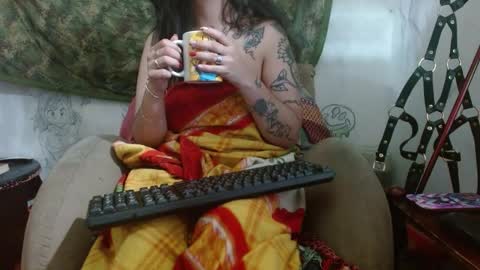   LILI  online show from 12-17-24, 09:07