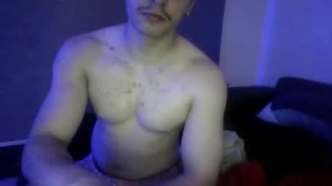 Snapshot of xxxbeastboi chatting on 11-16-25, 10:15 xxxbeastboi online show from 11-16-25, 10:15