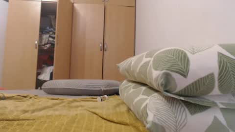 Snapshot of xxxbustybabe27x chatting on 02-22-25, 11:57 Ayanda online show from 02-22-25, 11:57