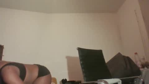 Danielle online show from 04-07-26, 06:19