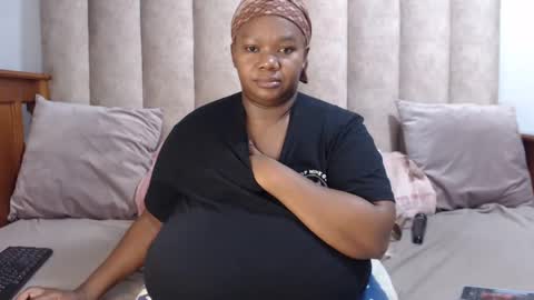 Snapshot of xxxgiantboobs chatting on 02-20-25, 03:19 xxxgiantboobs online show from 02-20-25, 03:19