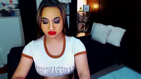 Snapshot of xxxgiganticoliviacummerxxx chatting on 12-02-24, 02:53 OLIVIA online show from 12-02-24, 02:53