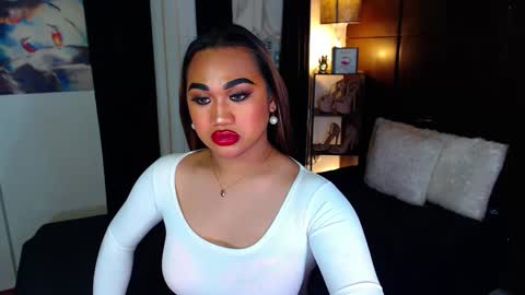 Snapshot of xxxgiganticoliviacummerxxx chatting on 12-16-24, 03:54 OLIVIA online show from 12-16-24, 03:54