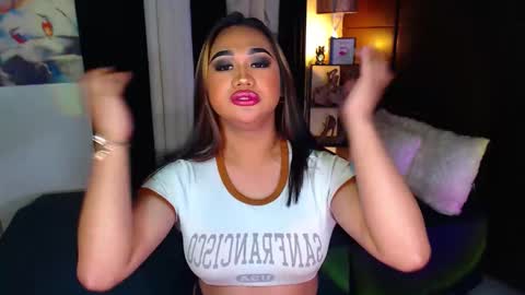 Snapshot of xxxgiganticoliviacummerxxx chatting on 12-21-24, 07:27 OLIVIA online show from 12-21-24, 07:27