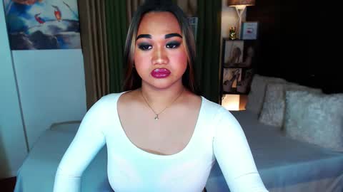 Snapshot of xxxgiganticoliviacummerxxx chatting on 01-10-25, 12:15 OLIVIA online show from 01-10-25, 12:15