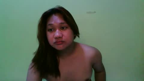 Snapshot of xxxgiganticoliviacummerxxx chatting on 10-28-25, 06:17 OLIVIA online show from 10-28-25, 06:17