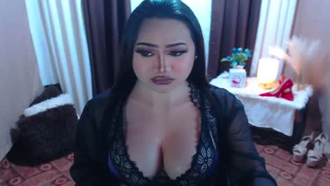 Snapshot of xxxgiganticoliviacummerxxx chatting on 05-31-26, 03:52 OLIVIA online show from 05-31-26, 03:52