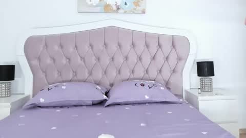 Elvira online show from 02-16-26, 06:31