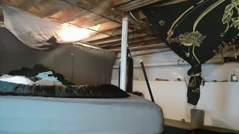 xxxjrstrokesxxx online show from 03-15-26, 07:42