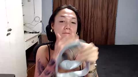 Snapshot of xxxsexydollxxx chatting on 05-28-26, 11:18 Melissa online show from 05-28-26, 11:18