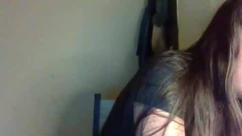 Snapshot of xxyummiee_69xx chatting on 11-26-25, 06:31 jane online show from 11-26-25, 06:31