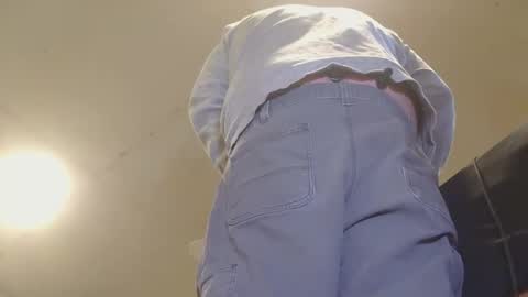 Xzbib online show from 04-19-26, 05:23