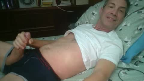 Snapshot of yacht3oy chatting on 12-15-25, 06:50 yacht3oy online show from 12-15-25, 06:50