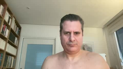 yachtcaptain7 online show from 03-07-25, 07:52