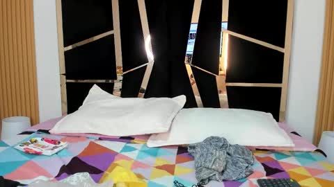 Yahaira online show from 01-08-26, 01:13