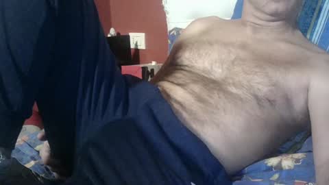 Snapshot of yahe2010 chatting on 12-21-24, 04:36 grillino online show from 12-21-24, 04:36