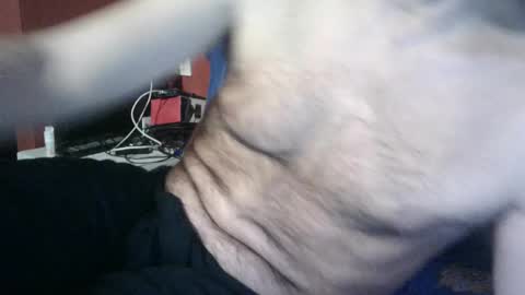 Snapshot of yahe2010 chatting on 03-04-25, 01:55 grillino online show from 03-04-25, 01:55