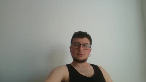 Snapshot of yakajoe97 chatting on 03-20-26, 03:28 yakajoe97 online show from 03-20-26, 03:28