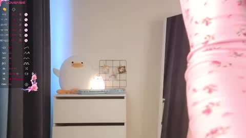 Snapshot of yakamozamazing chatting on 06-12-26, 02:10 yakamozamazing online show from 06-12-26, 02:10