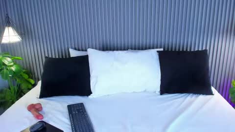 Snapshot of yalezka_ chatting on 05-09-26, 05:34 Yalezka online show from 05-09-26, 05:34