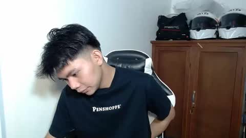 Eian online show from 12-19-25, 08:54