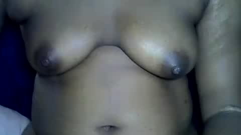 Snapshot of yambayamba1994 chatting on 06-20-26, 07:44 Anita online show from 06-20-26, 07:44