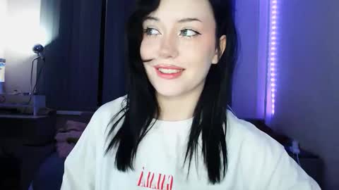 Yami online show from 03-25-26, 09:43