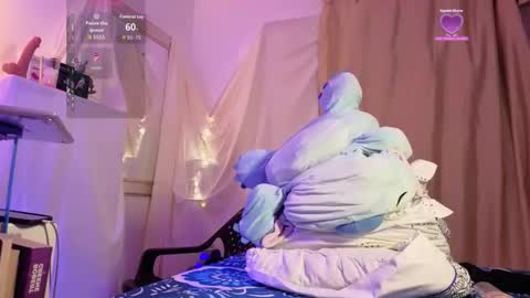 Snapshot of yamilk101 chatting on 11-30-25, 04:16 yamilk101 online show from 11-30-25, 04:16