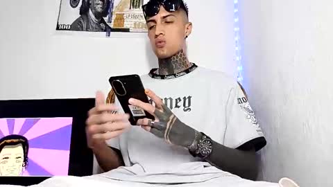 Yan online show from 02-03-26, 01:48