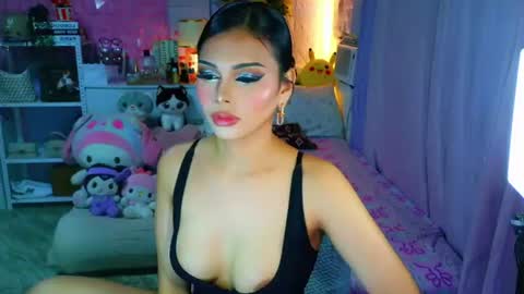 Snapshot of yang_audreylone chatting on 07-07-26, 11:09 YANG AUDREY LONE online show from 07-07-26, 11:09