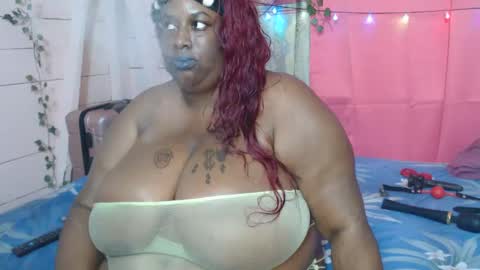 Snapshot of yanique_69x chatting on 02-28-25, 05:48 yanique online show from 02-28-25, 05:48