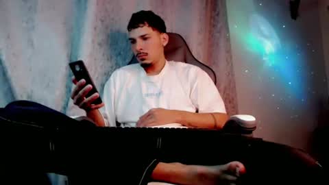 Snapshot of yankees_xxx chatting on 06-10-26, 11:09 yankees online show from 06-10-26, 11:09