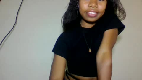 yannick_01 online show from 06-11-26, 05:44