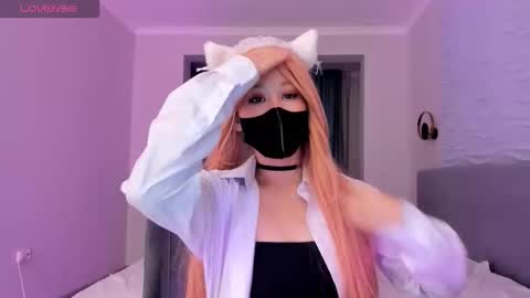 Yana online show from 12-20-25, 10:28