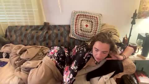 Snapshot of yanyanpixie chatting on 09-09-25, 02:16 yanyanpixie online show from 09-09-25, 02:16