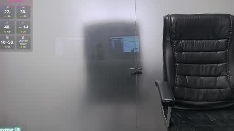 Snapshot of yaraxcox chatting on 07-20-26, 02:48 Yara online show from 07-20-26, 02:48